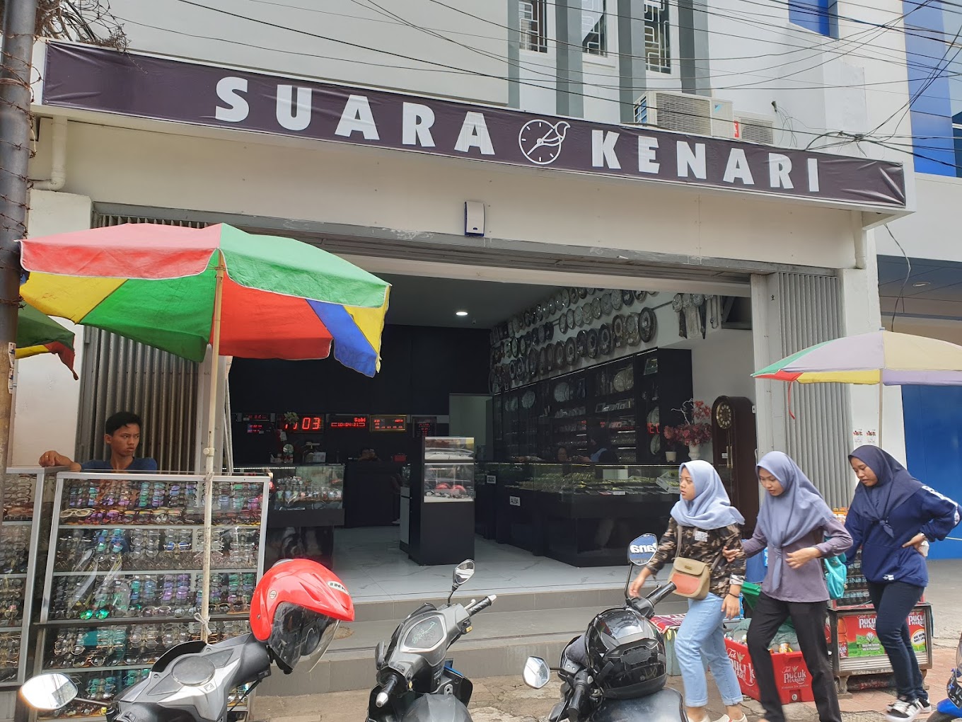 Warung Kopi di Jalan Ir Juanda: Saingan Rival Saat Citimall Datang